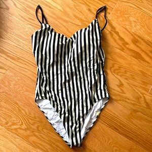 Summersalt Bathing Suit white black striped one piece size 12
